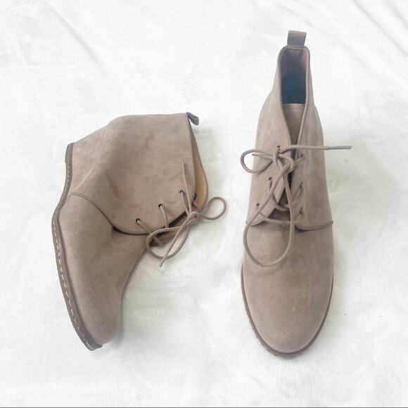 Franco Sarto Annabelle tan lace top wedge booties ankle size 9.5 heel suede - Picture 2 of 8